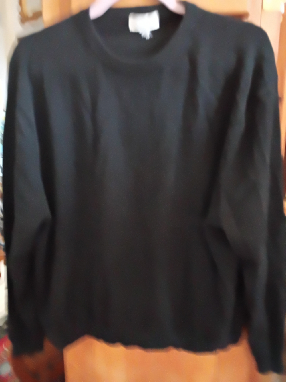 H&M Women's Cashmere Black Crewneck Sweater - Lightweight Knit